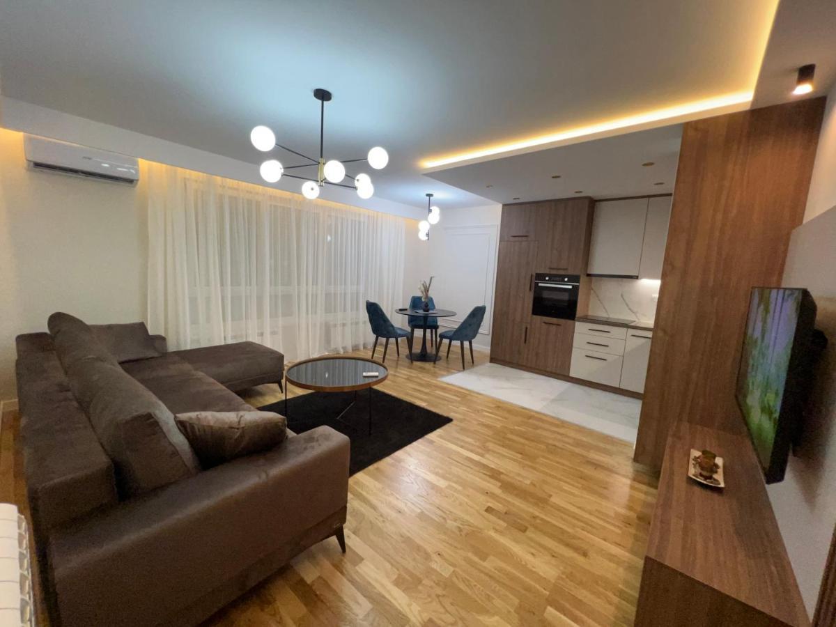 Appartamento Lilly Lux Bijeljina Esterno foto