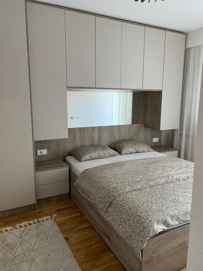 Appartamento Lilly Lux Bijeljina Esterno foto